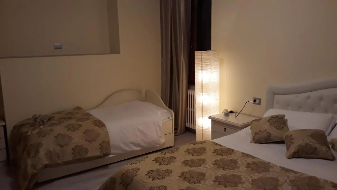 Hotel San Marino Laglio