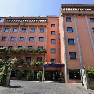Hotell Grand Tiberio