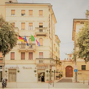 Hotell Trento