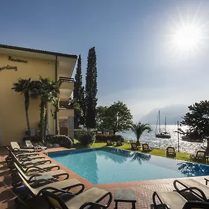 https://residence-sporting-malcesine.hotelinveneto.com