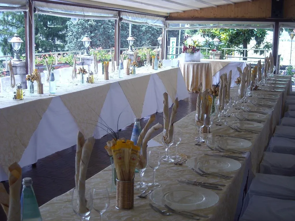 Hotel San Marino Laglio 3*,